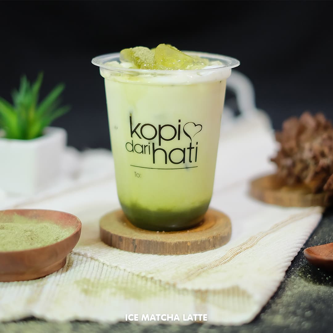 Ice Matcha Latte